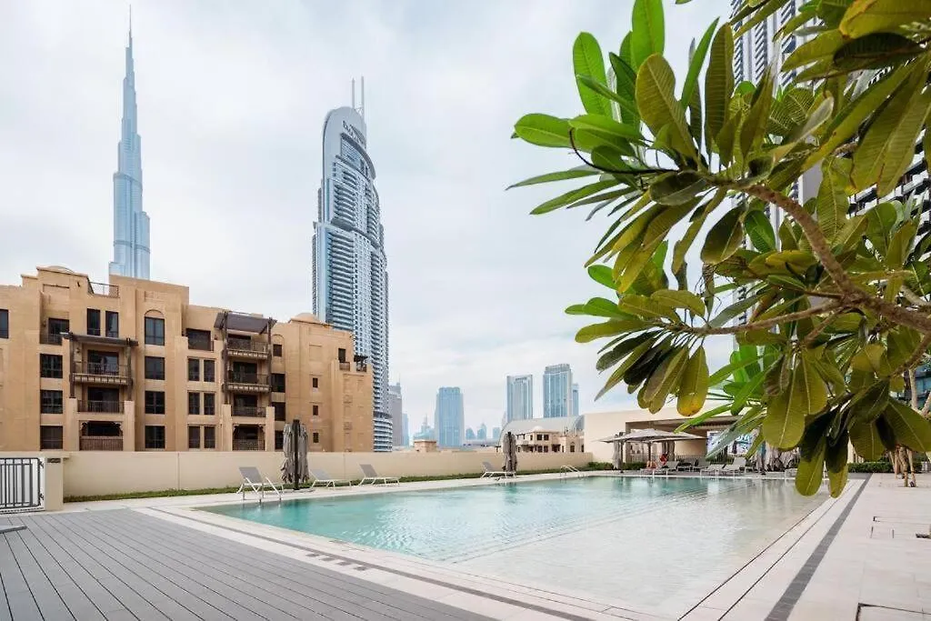 Burj Khalifa Dubai Burj Royale Apartment